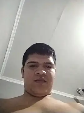 Camilo07211 online show from June 10, 2026, 9:27 pm