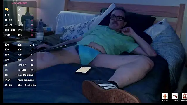 KinkyStacheDaddy online show from August 5, 2026, 9:31 pm