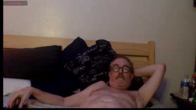KinkyStacheDaddy online show from August 7, 2026, 9:26 am