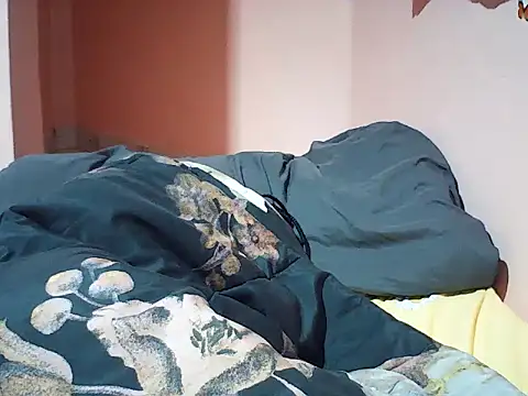 pretty renor online show from July 17, 2026, 5:04 am