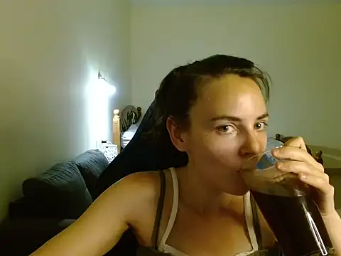 OliviaTheS online show from July 1, 2026, 8:09 pm