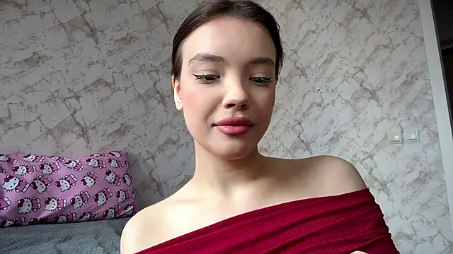 Jennifer Jenny  online show from June 16, 2026, 6:46 am