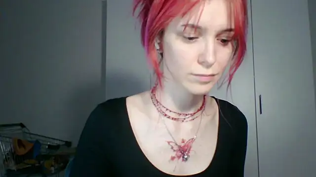 KayleneWesterberg online show from June 18, 2026, 3:17 pm