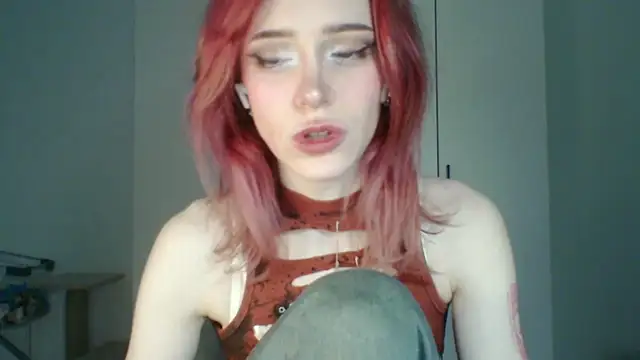 KayleneWesterberg online show from July 12, 2026, 3:02 pm