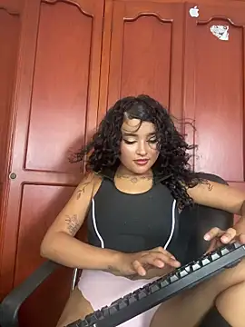 maryale01 online show from July 18, 2026, 7:11 pm
