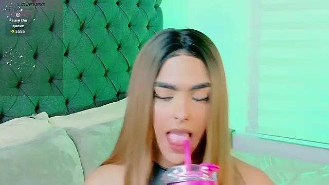 Scarlethvhonparker online show from March 2, 2026, 1:39 am