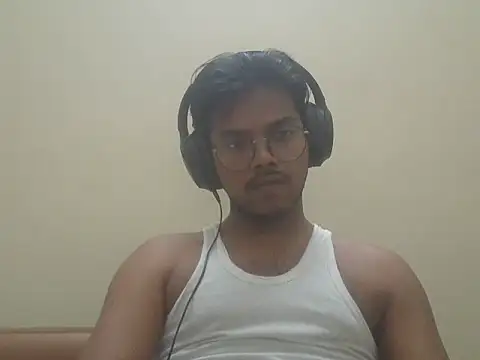 shady093 online show from June 20, 2026, 6:35 pm