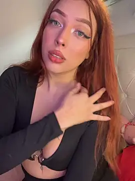 PinkyBonniee online show from June 13, 2026, 5:11 pm