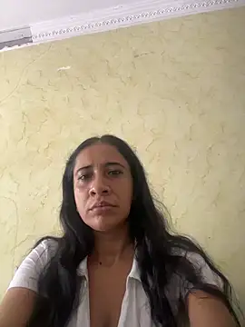 Snapshot of paolaqueenxx chatting on June 16, 2026, 5:24 pm paolaqueenxx online show from June 16, 2026, 5:24 pm