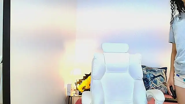 Isabella Sophia19 online show from July 10, 2026, 10:48 am