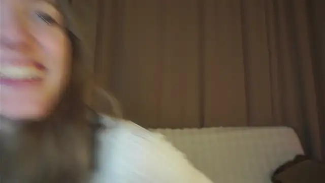 Snapshot of MarielRoloson chatting on July 9, 2026, 7:24 pm MarielRoloson online show from July 9, 2026, 7:24 pm