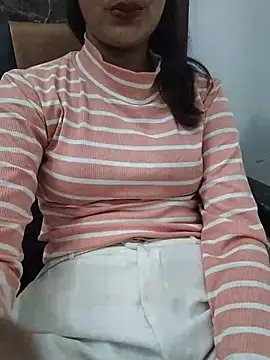 Snapshot of Ritika_jha01 chatting on July 3, 2026, 7:48 am Ritika jha01 online show from July 3, 2026, 7:48 am