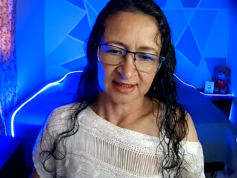 Ana Flakita online show from July 18, 2026, 9:23 pm