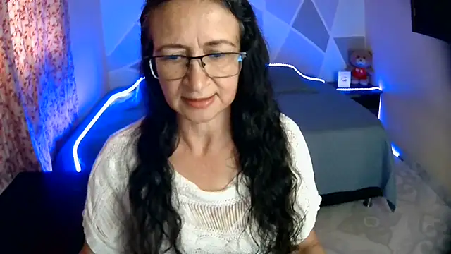 Ana Flakita online show from July 27, 2026, 9:11 pm