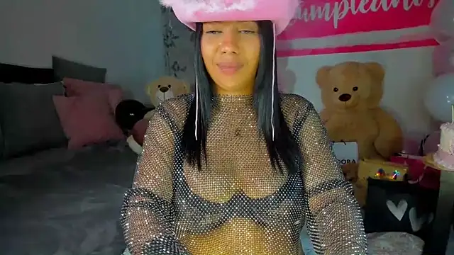 NicolePasqualott online show from February 25, 2025, 2:58 am