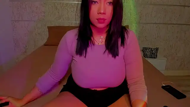 NicolePasqualott online show from March 26, 2026, 11:41 am