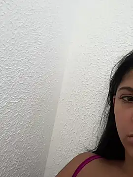 Palominhasafadinha  online show from July 9, 2026, 2:05 pm