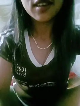 Snapshot of Helen-nn chatting on July 28, 2026, 10:42 pm Helen-nn online show from July 28, 2026, 10:42 pm