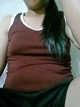 Helen-nn online show from June 15, 2026, 6:18 pm
