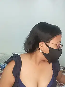hottydisha online show from July 23, 2026, 3:48 am