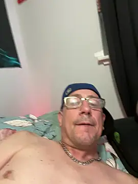 Snapshot of Dicklegend2245 chatting on July 10, 2026, 2:17 pm Dicklegend2245 online show from July 10, 2026, 2:17 pm