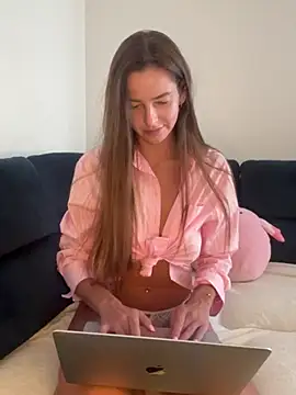 Miramilly online show from July 23, 2026, 9:06 am