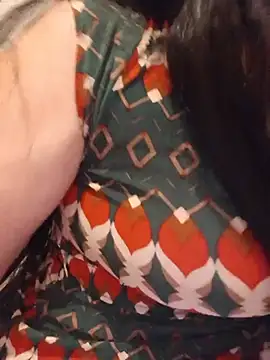 Snapshot of LoveVixen_LoveWolf chatting on July 17, 2026, 10:40 pm LoveVixen LoveWolf online show from July 17, 2026, 10:40 pm