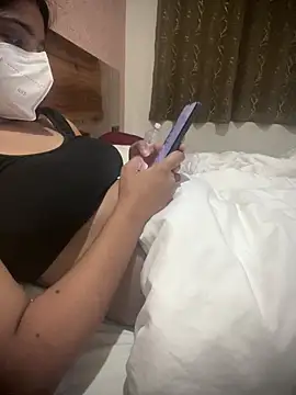 Kyaara sexy6 online show from July 8, 2026, 7:25 pm