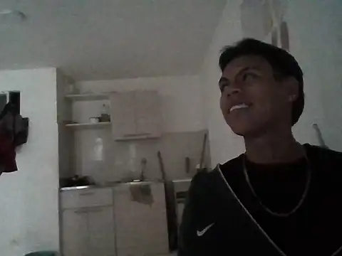 sebas atractivo online show from June 15, 2026, 10:20 pm