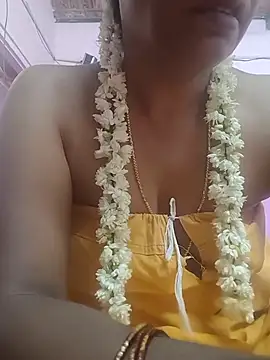 Tamilsexy35 online show from August 3, 2026, 3:47 am