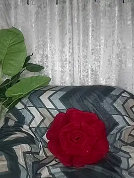 Cupid Mayra online show from August 1, 2026, 1:53 pm