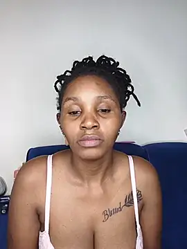 Snapshot of Holy_Virgin chatting on July 29, 2026, 3:17 am Holy Virgin online show from July 29, 2026, 3:17 am