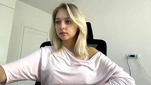 EveryoneEve online show from July 18, 2026, 6:55 am