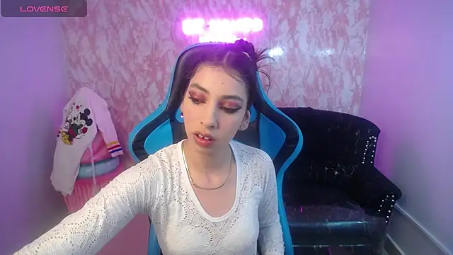 KiaraStar ch online show from July 10, 2026, 8:20 pm