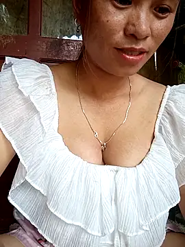 chychy113 online show from June 22, 2026, 8:33 am