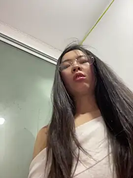 xiaojiao520 online show from June 28, 2026, 5:19 pm
