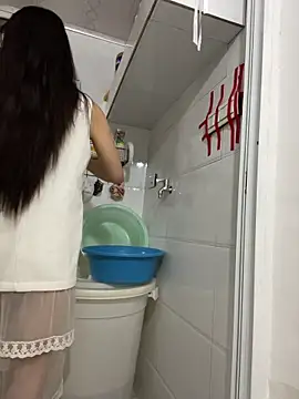 xiaojiao520 online show from June 24, 2026, 2:43 am