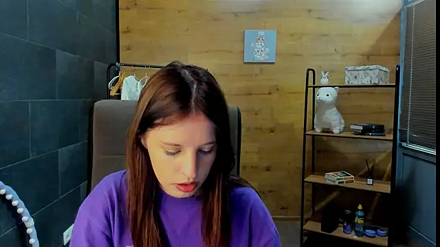 Snapshot of SusannFisher chatting on July 2, 2026, 9:15 am SusannFisher online show from July 2, 2026, 9:15 am