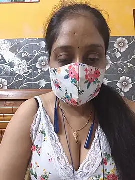 Snapshot of Garimaa_Cherry chatting on July 16, 2026, 8:17 pm Garimaa Cherry online show from July 16, 2026, 8:17 pm