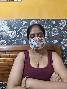 Snapshot of Garimaa_Cherry chatting on July 23, 2026, 7:32 pm Garimaa Cherry online show from July 23, 2026, 7:32 pm