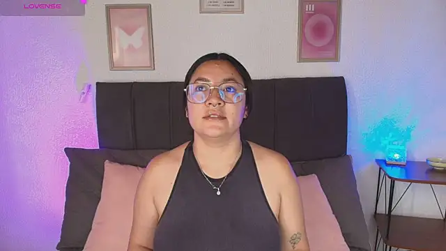 samm curvy online show from July 8, 2026, 7:47 pm