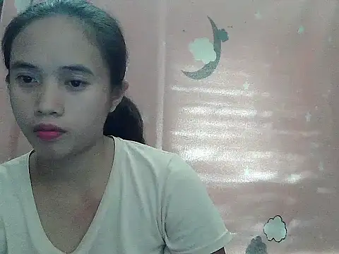 sophie 193 online show from July 12, 2026, 4:24 am