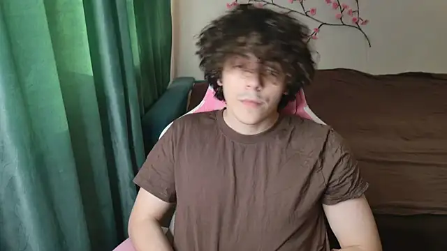 Snapshot of lilmorty18 chatting on June 19, 2026, 3:18 pm lilmorty18 online show from June 19, 2026, 3:18 pm