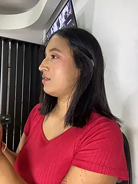 Snapshot of Julieta_Vegaax chatting on July 10, 2026, 3:17 am Julieta Vegaax online show from July 10, 2026, 3:17 am