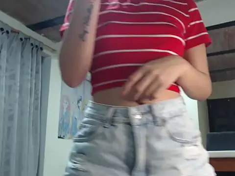 Snapshot of estrella-cutte chatting on July 30, 2026, 2:38 pm estrella-cutte online show from July 30, 2026, 2:38 pm