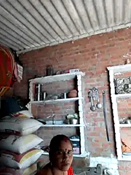 Hot shiri online show from August 3, 2026, 9:04 am