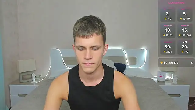 m0neyken online show from July 19, 2026, 2:31 am