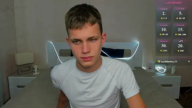 m0neyken online show from July 8, 2026, 7:20 am