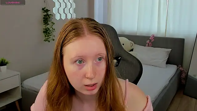 LiliTiny online show from July 19, 2026, 3:15 am