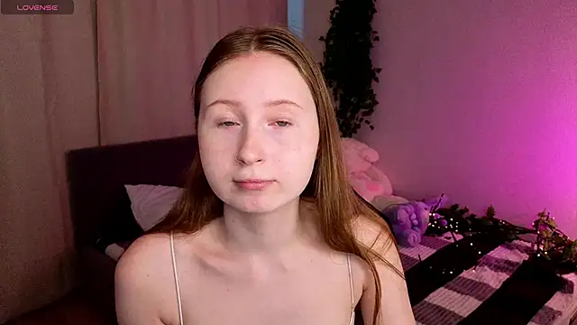 LiliTiny online show from July 1, 2026, 1:06 am